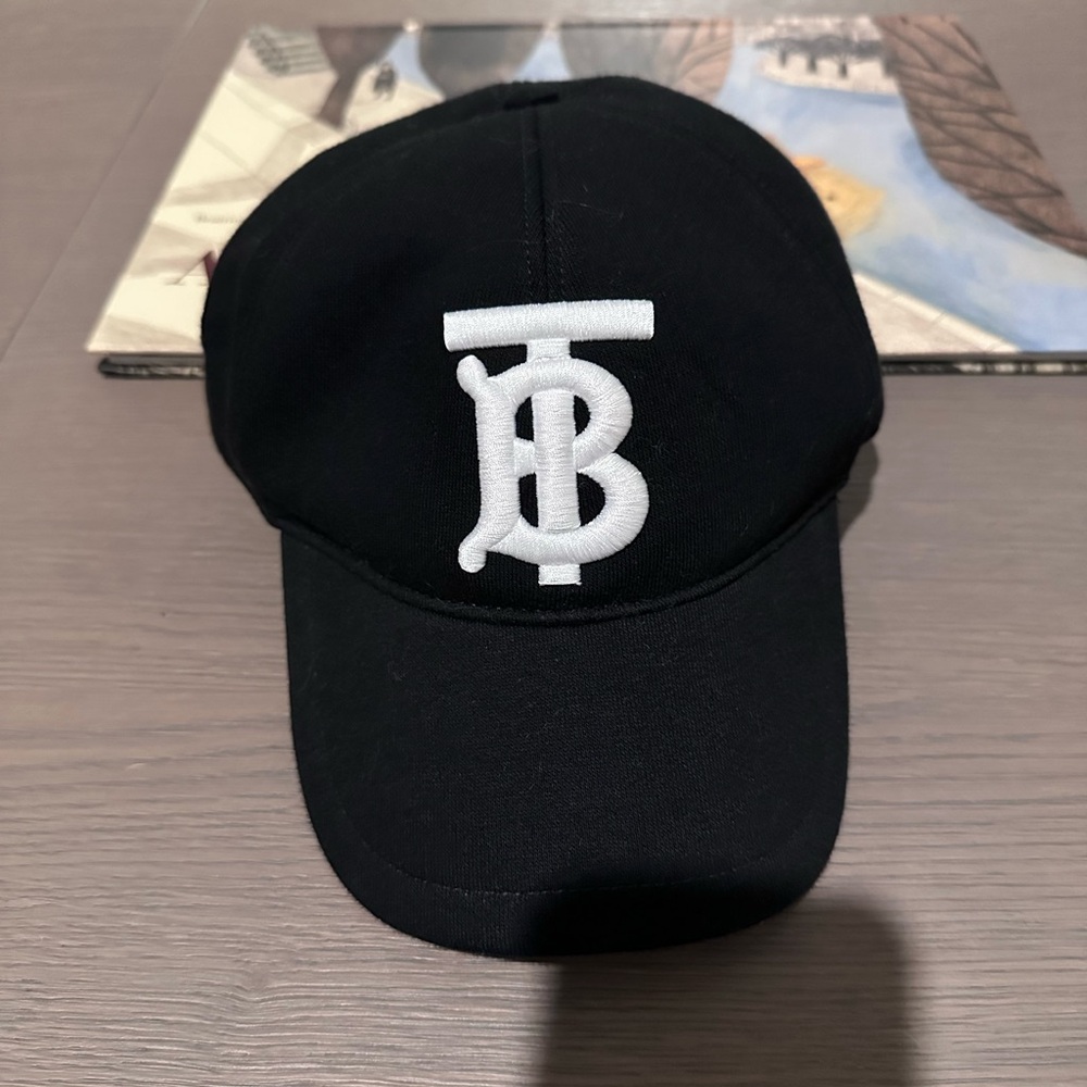 Burberry check black hat